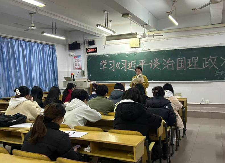 2025-10-24 19:14:04.355000 2025-10-24 19:14:04.355000